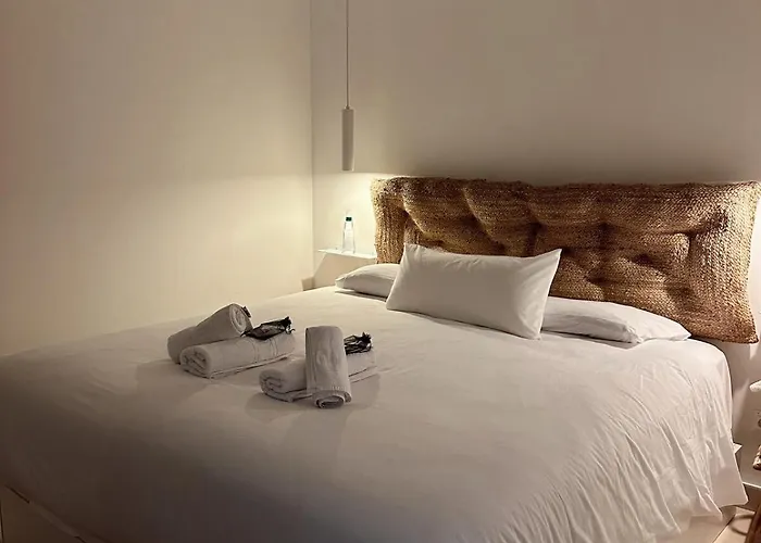 Apartament Hideaway Bbq, Pool & Walking Distance Beaches